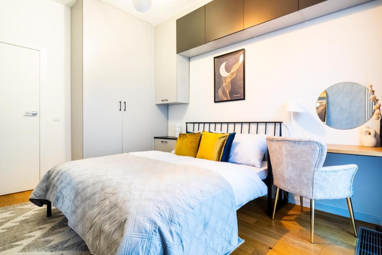 Apartamentysnu, Wola Premium III Z Parkingiem วอร์ซอ ภายนอก รูปภาพ